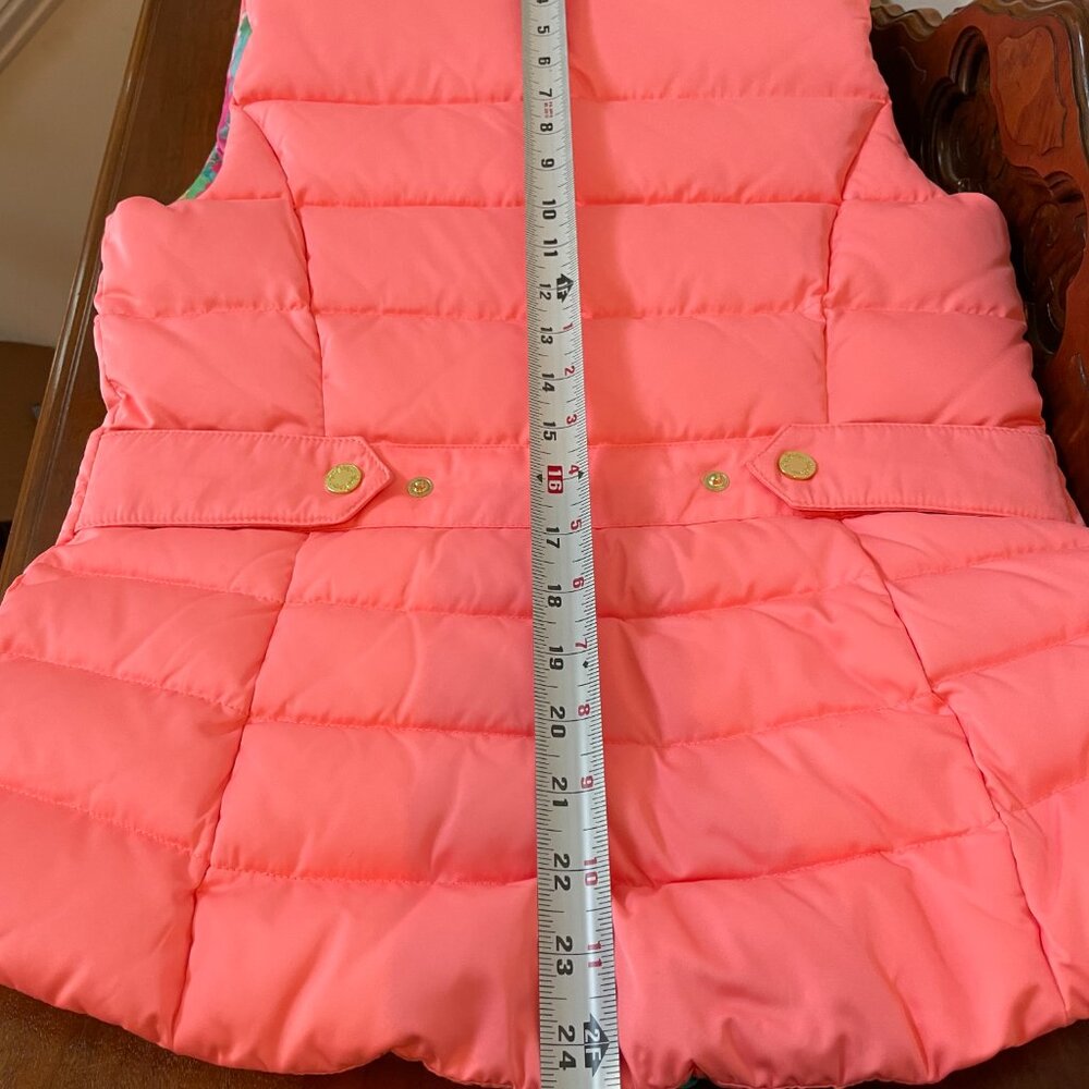 Lilly Pulitzer Women's Sz. S Coral Down Snap Front Puffer Vest isabelle - Picture 6 of 11
